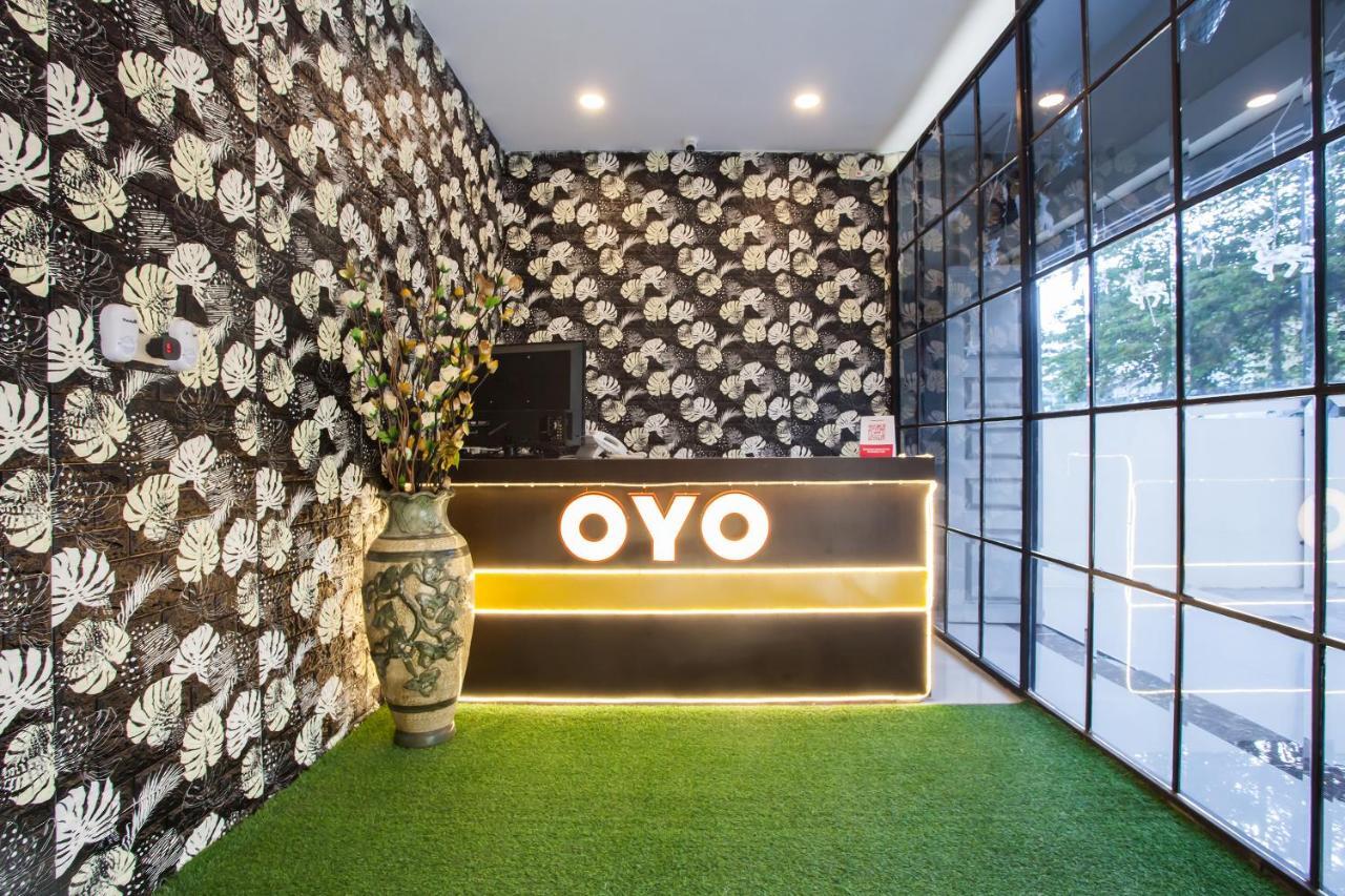 Oyo 2361 Hotel Winston Glugur Εξωτερικό φωτογραφία