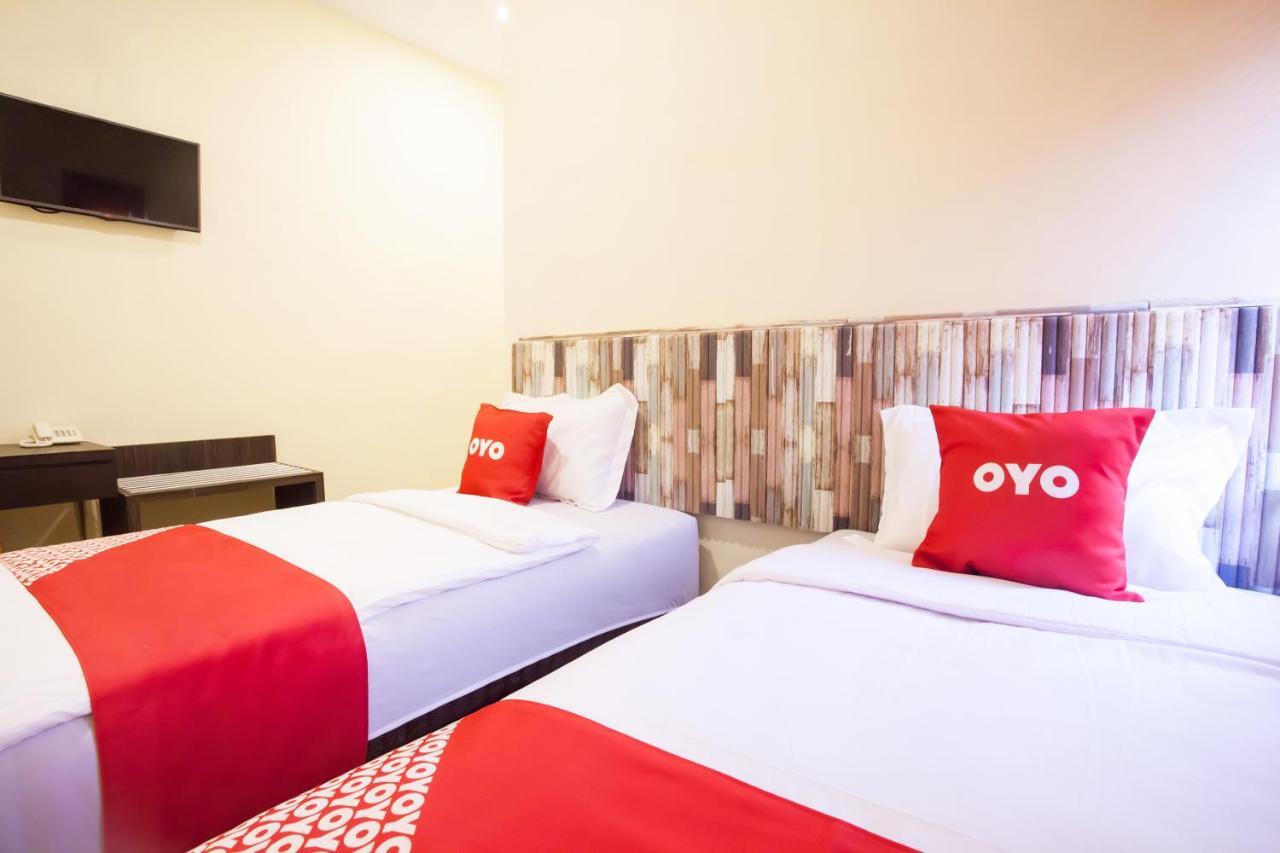 Oyo 2361 Hotel Winston Glugur Εξωτερικό φωτογραφία