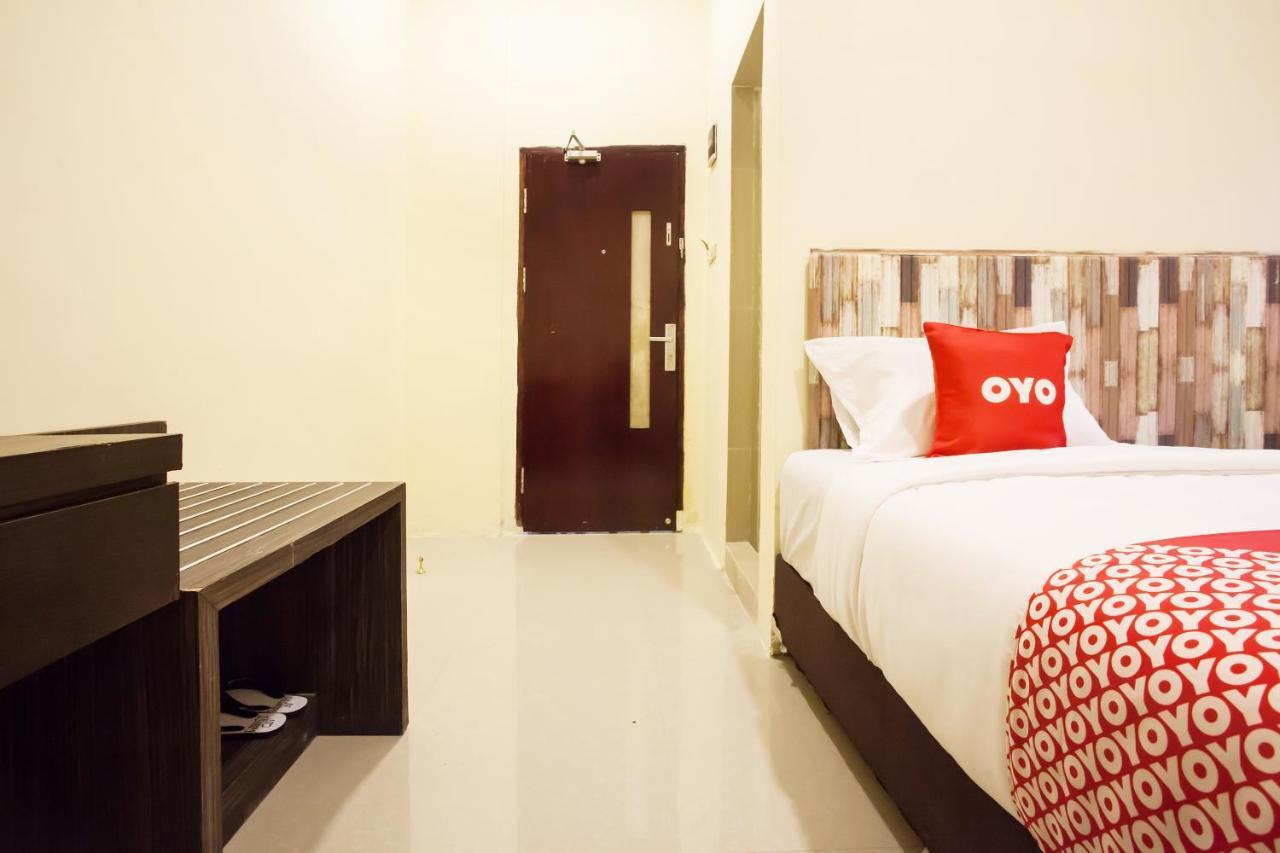 Oyo 2361 Hotel Winston Glugur Εξωτερικό φωτογραφία