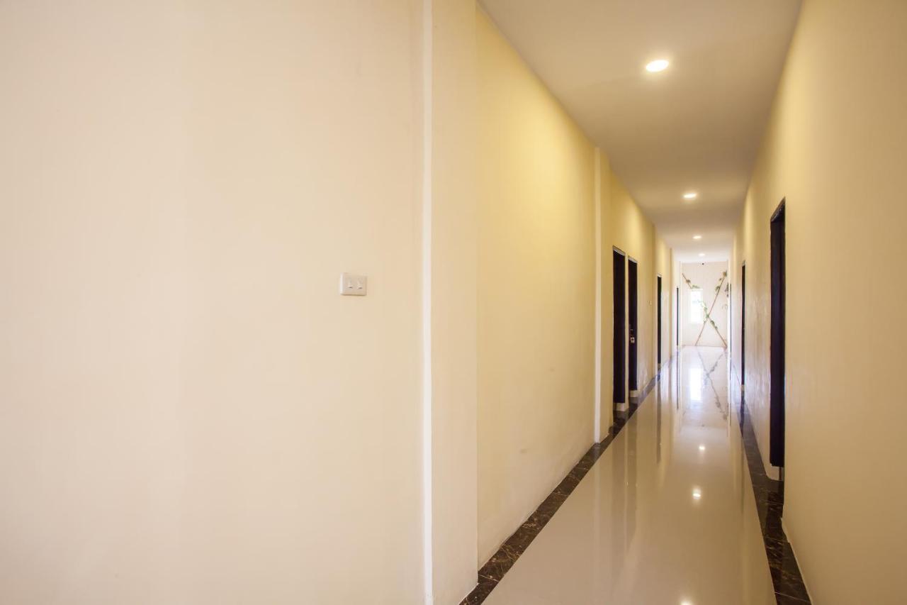 Oyo 2361 Hotel Winston Glugur Εξωτερικό φωτογραφία